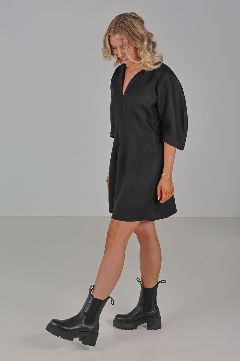 Mariell black short linnen dress