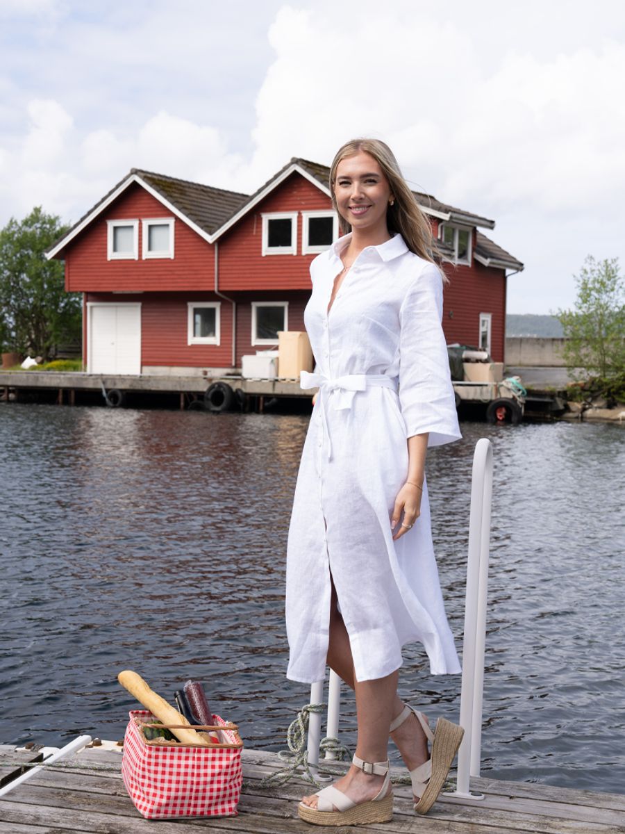 Donna white linen shirt dress
